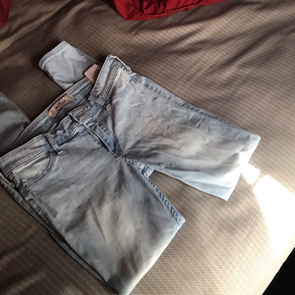 Hollister jeggings, light wash, 0s, brand new